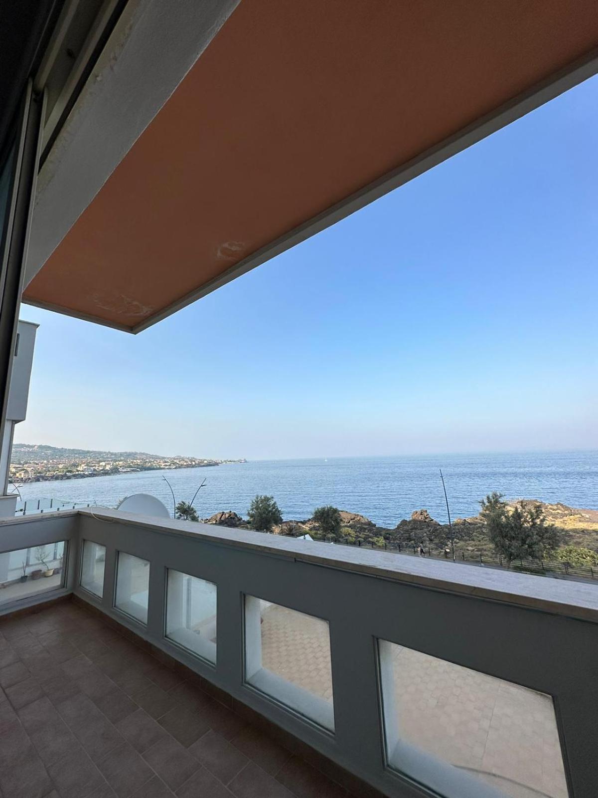 Perla Marina Sea View Apartment 卡塔尼亚 外观 照片