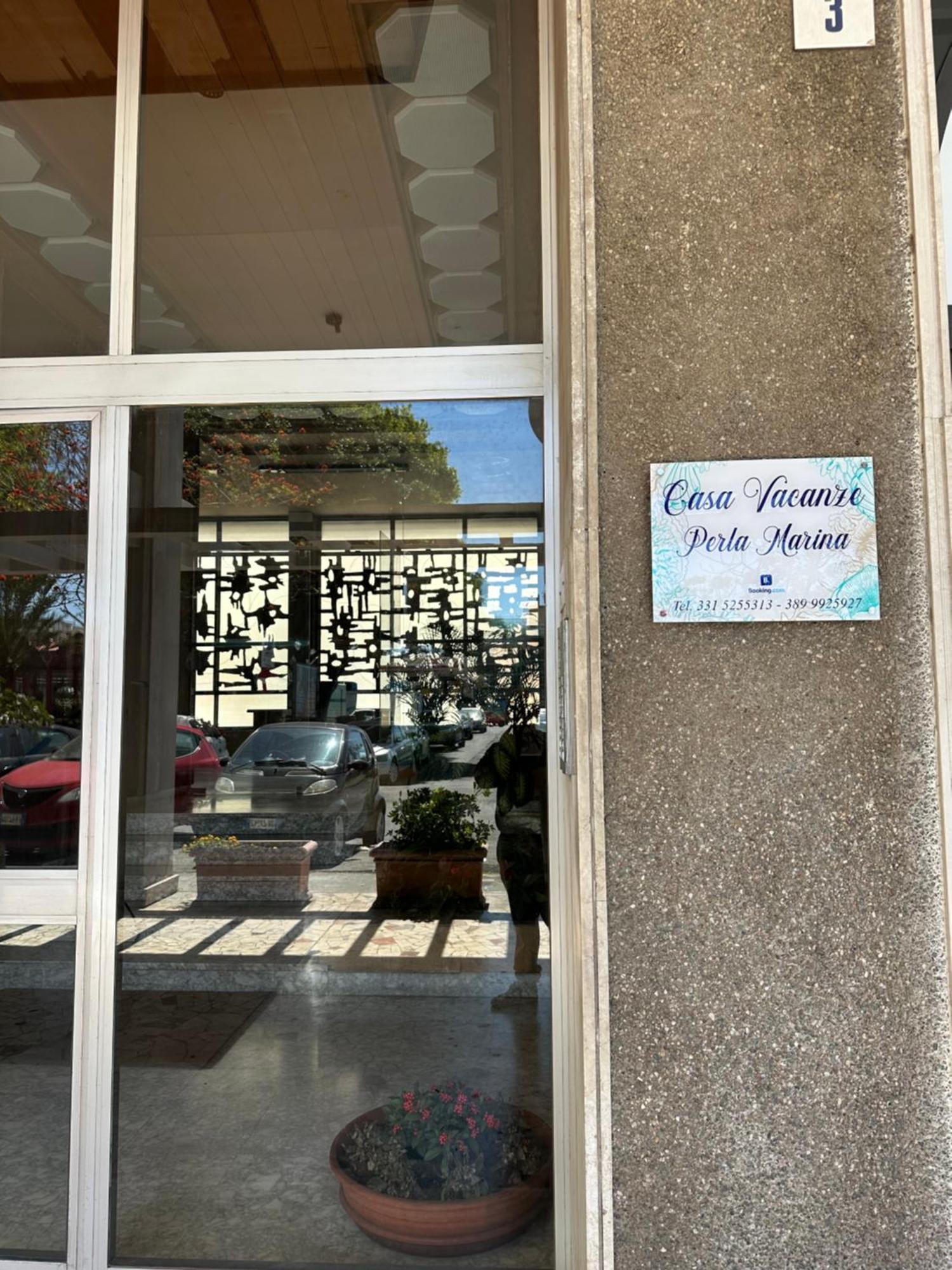 Perla Marina Sea View Apartment 卡塔尼亚 外观 照片