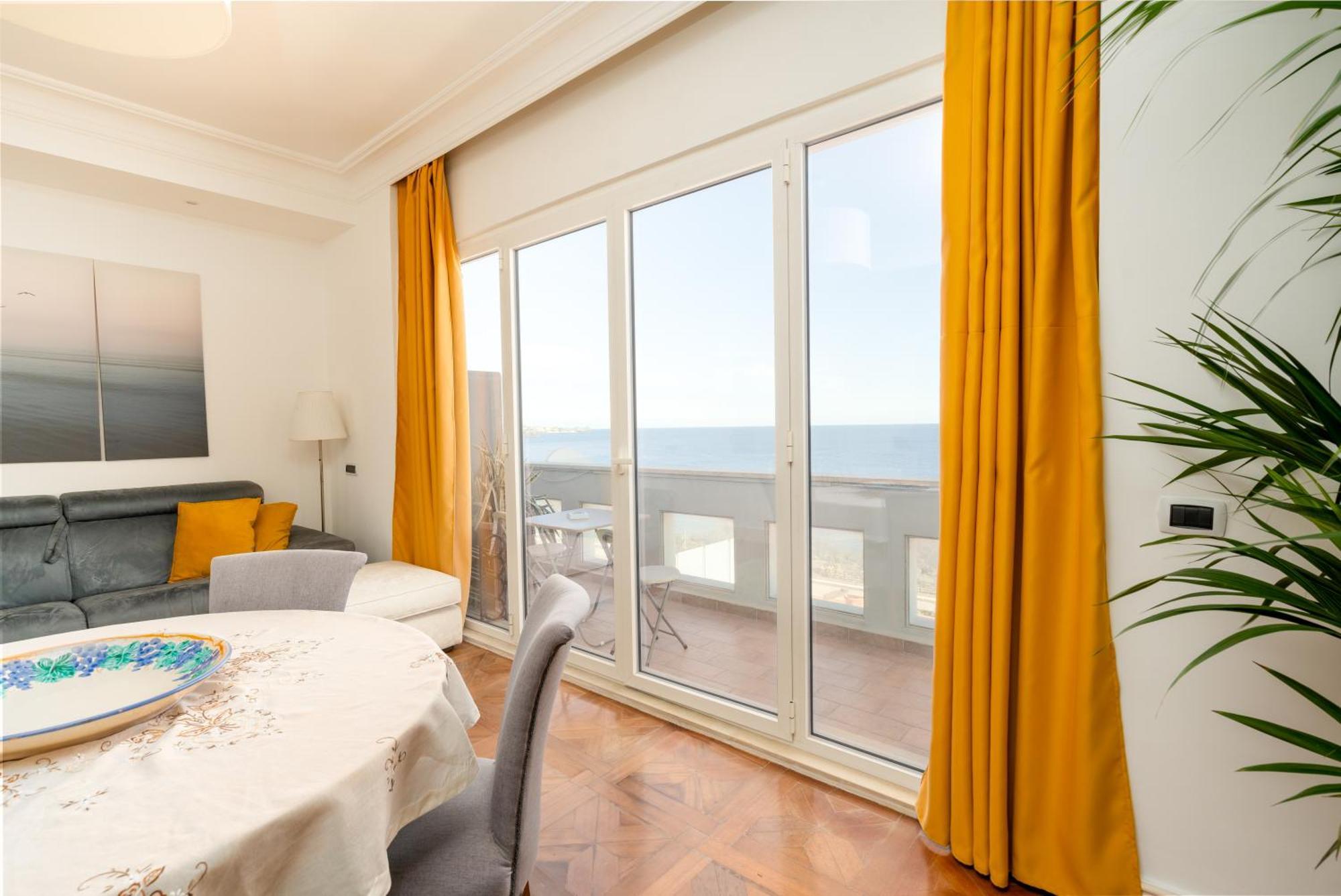 Perla Marina Sea View Apartment 卡塔尼亚 外观 照片