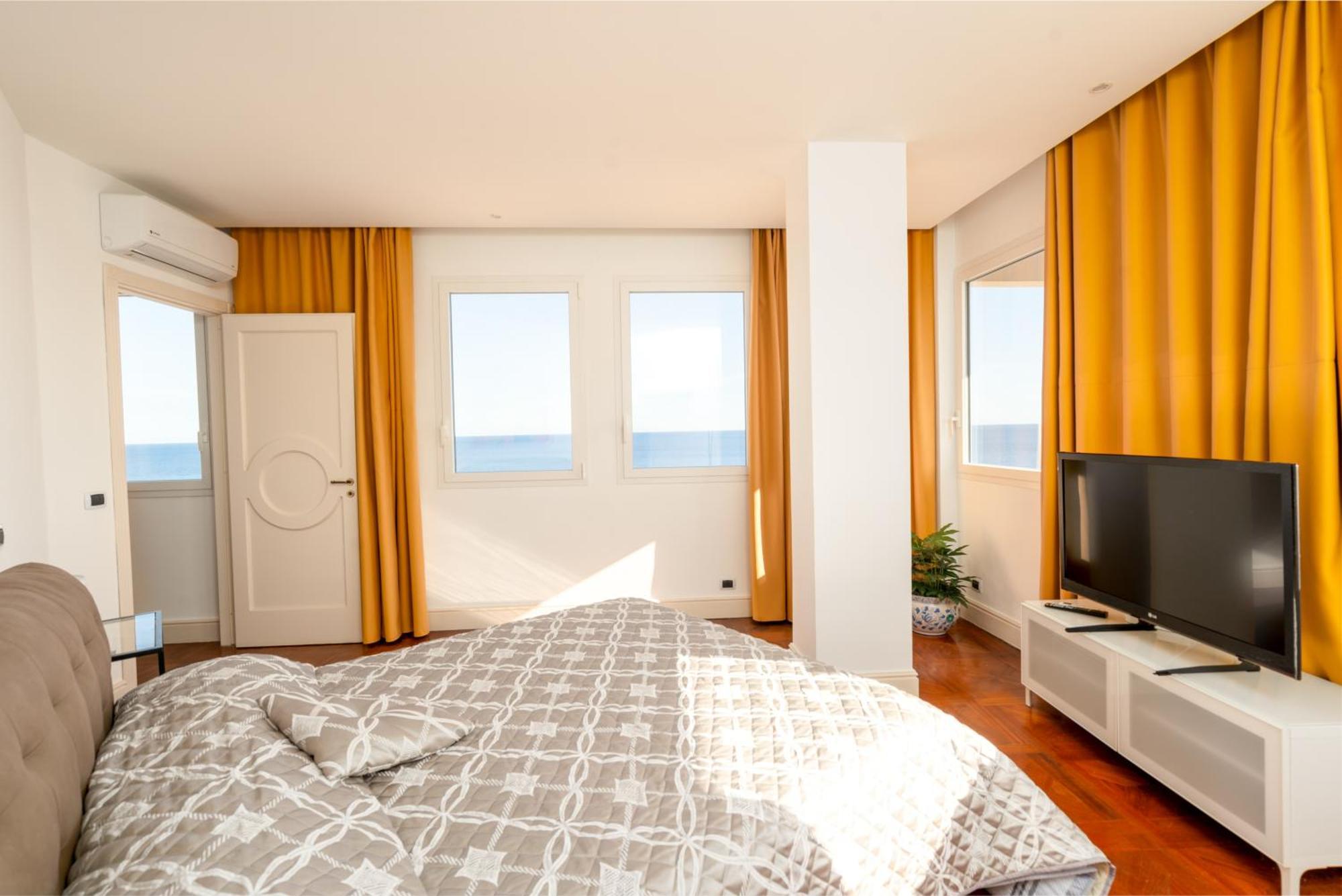 Perla Marina Sea View Apartment 卡塔尼亚 外观 照片